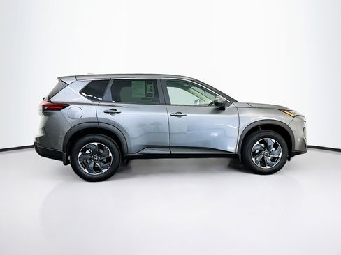 Used 2026 Nissan Rogue SV w/ Cold Weather Package image 10