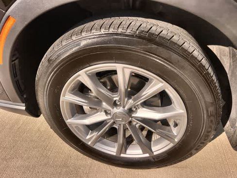 Used 2025 Honda CR-V EX image 9