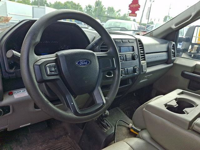 Certified 2017 Ford F350 XL w/ Snow Plow Prep Package AWD/4WD image 4