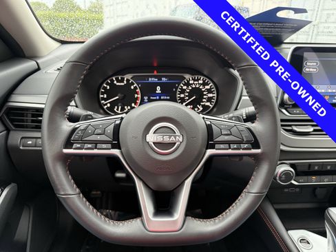 Used 2024 Nissan Altima 2.5 SR image 24