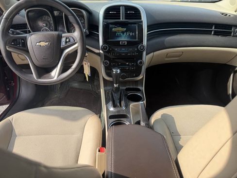 Used 2015 Chevrolet Malibu LT w/ Power Convenience Package FWD image 10
