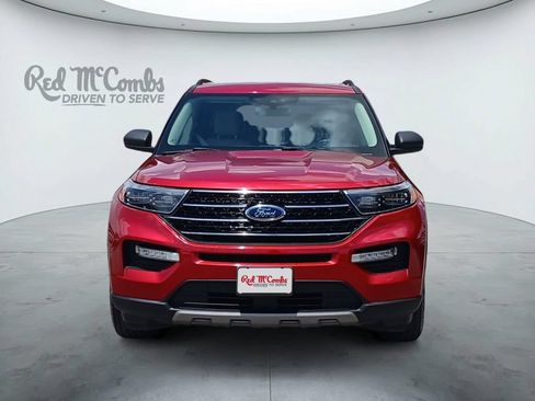 Used 2020 Ford Explorer XLT w/ Equipment Group 202A AWD/4WD image 8