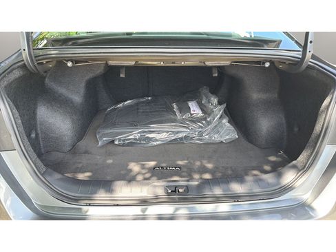 Certified 2025 Nissan Altima 2.5 S FWD image 32