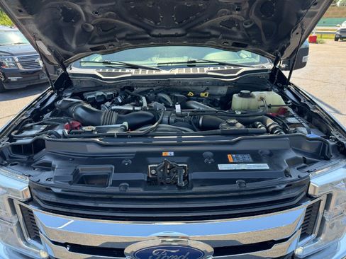 Used 2019 Ford F250 4x4 Crew Cab Super Duty image 22