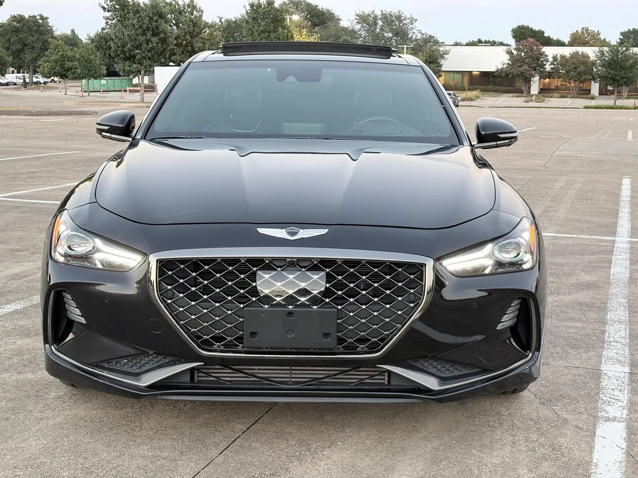 Used 2019 Genesis G70 2.0T Advanced w/ Sport Package AWD/4WD image 2
