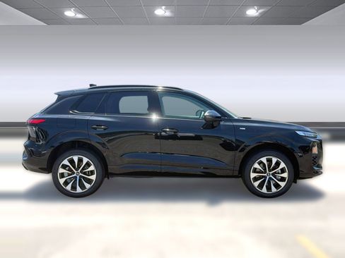 New 2026 Audi Q3 quattro 2.0T AWD/4WD image 8
