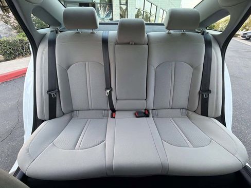 Used 2015 Hyundai Sonata SE image 25