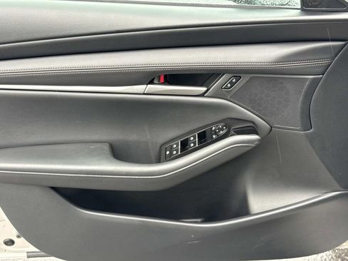Used 2025 MAZDA MAZDA3 s Sport FWD image 18