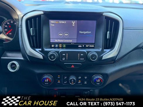 Used 2020 GMC Terrain Denali w/ Denali Premium Package FWD image 26