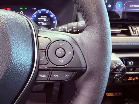 Used 2025 Toyota RAV4 XSE w/ Advanced Technology Package image 25