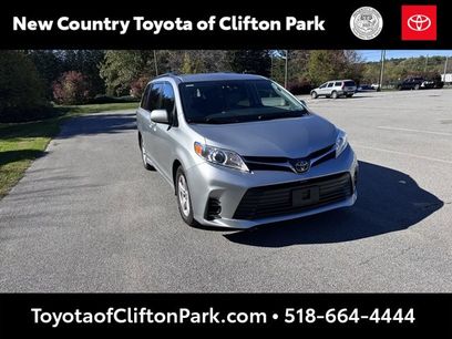 Used 2020 Toyota Sienna LE