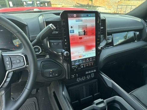 New 2026 RAM 3500 Limited AWD/4WD image 23