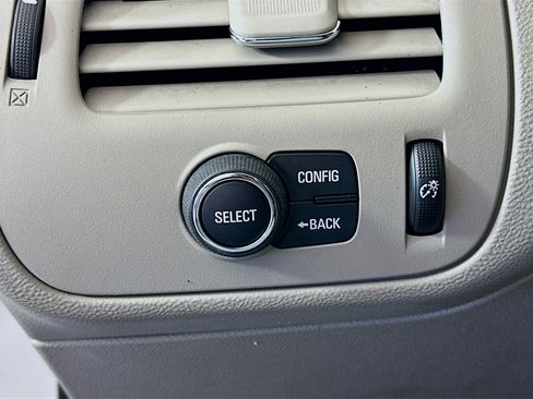 Used 2013 Chevrolet Volt Premium w/ Premium Trim Package FWD image 16