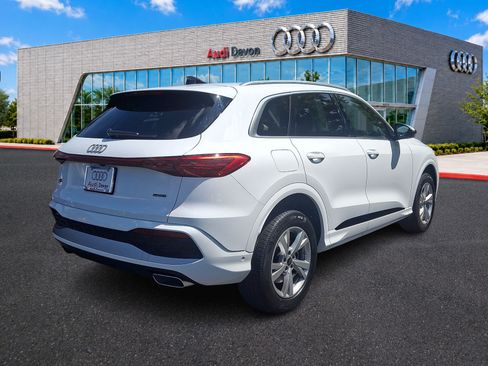 Used 2025 Audi Q5 Premium AWD/4WD image 6