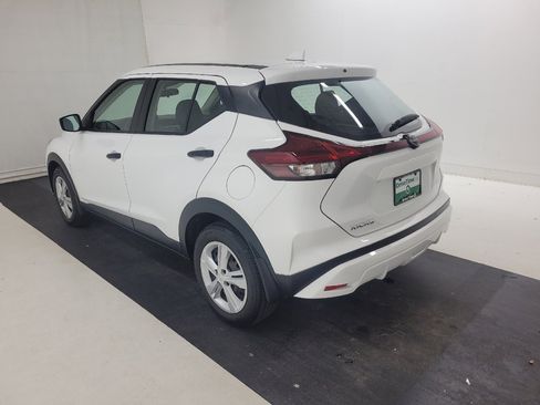 Used 2024 Nissan Kicks S FWD image 5