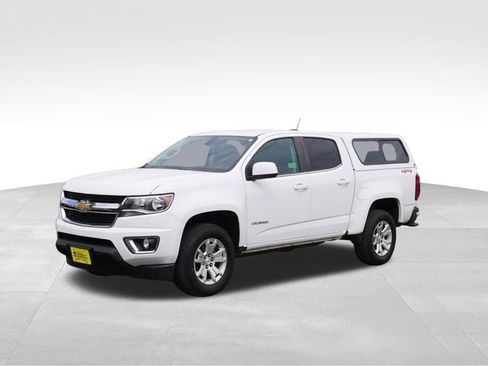 Used 2018 Chevrolet Colorado LT w/ LT Convenience Package AWD/4WD image 3