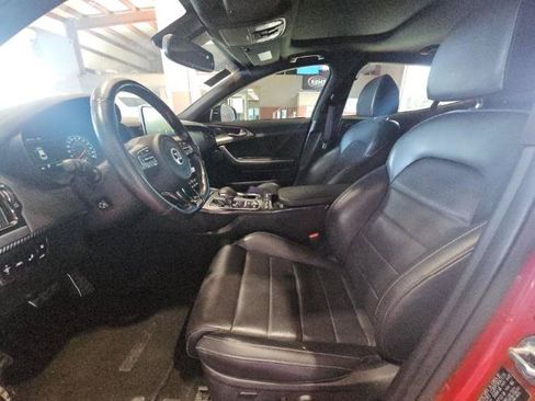 Used 2021 Kia Stinger GT2 RWD image 8
