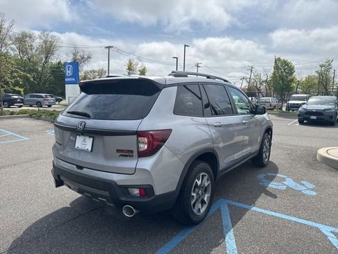 Used 2023 Honda Passport TrailSport image 8