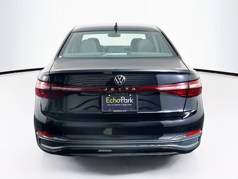 Used 2025 Volkswagen Jetta Sport FWD image 7