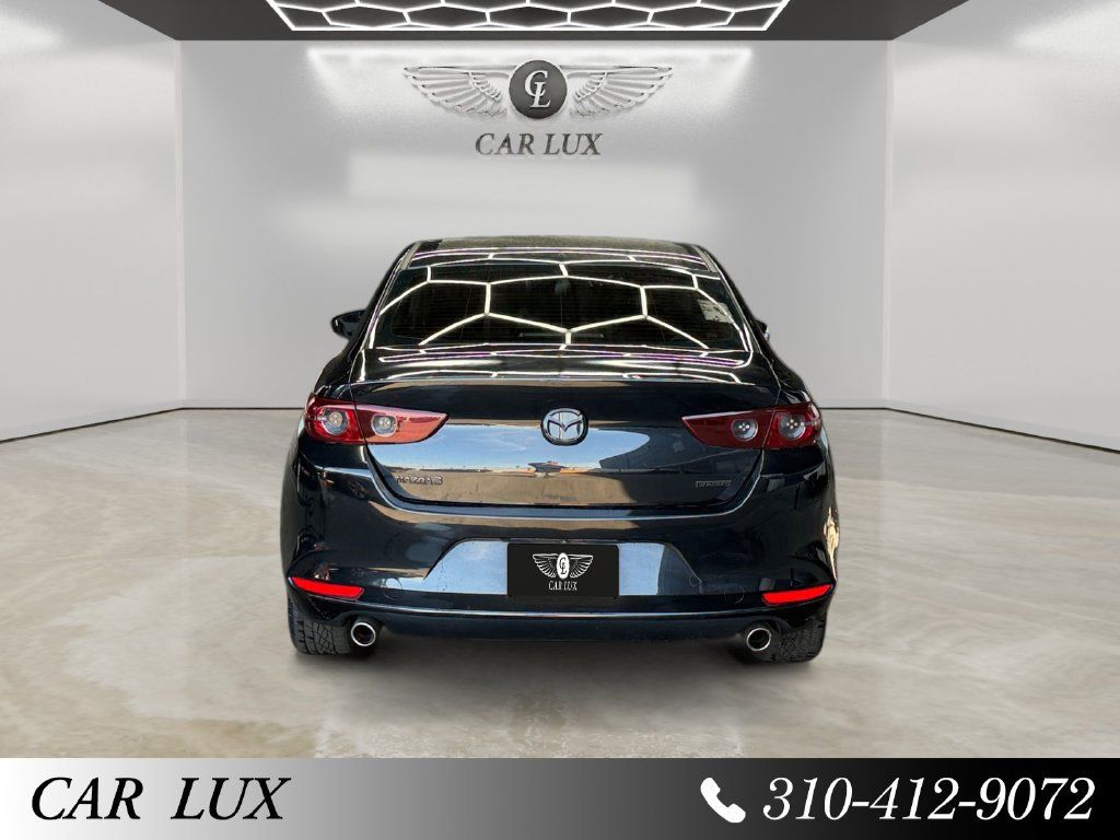 Used 2019 MAZDA MAZDA3 Sedan w/ Select Package FWD image 4