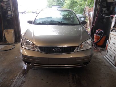 Used 2005 Ford Focus SE