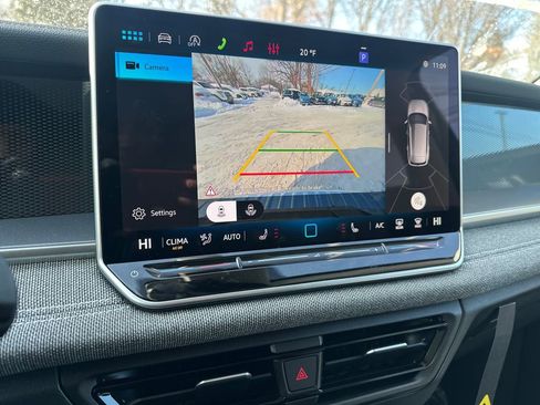 New 2026 Volkswagen Tiguan S image 10