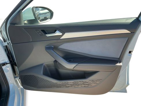 New 2026 Volkswagen Jetta SE image 17