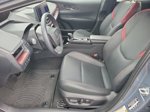 Used 2024 Toyota Prius Prime Premium w/ Advanced Technology Package FWD image 5