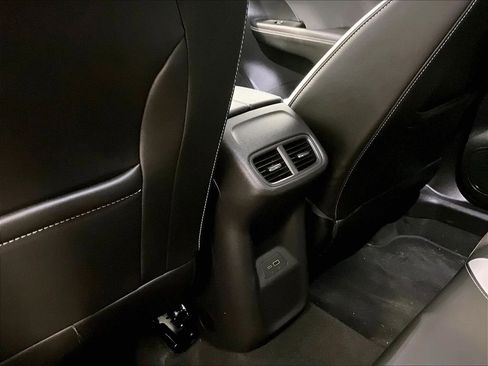 Used 2025 Buick Envision Sport Touring AWD/4WD image 23