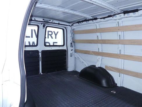 Used 2023 Chevrolet Express 2500 w/ Driver Convenience Package image 16