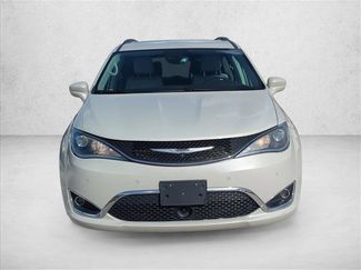 Used 2019 Chrysler Pacifica Touring-L Plus w/ Advanced Safetytec Group FWD video 2