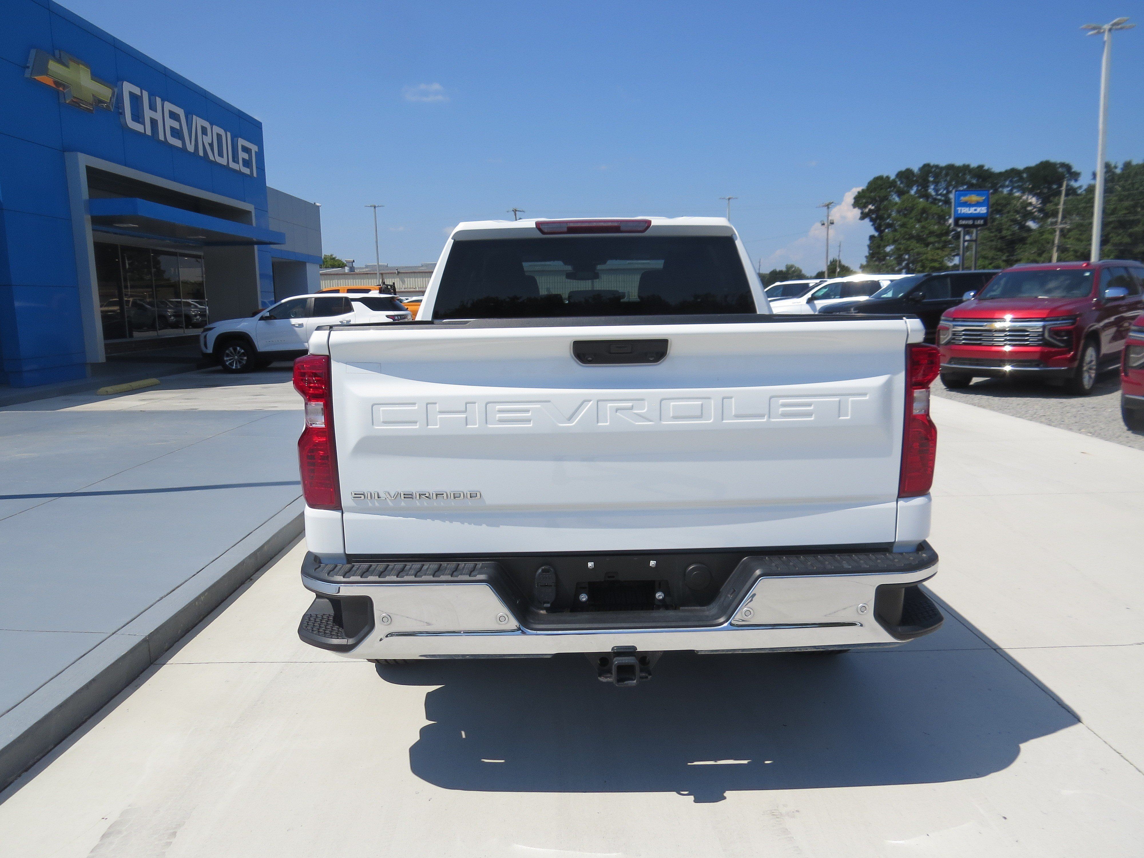 Certified 2023 Chevrolet Silverado 1500 W/T w/ WT Value Package AWD/4WD image 4