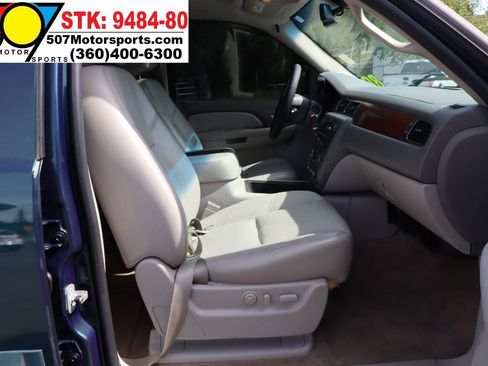 Used 2007 GMC Yukon XL SLT w/ SLT Preferred Equipment Group AWD/4WD image 22