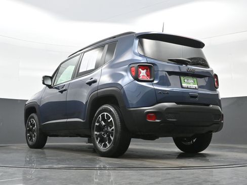 Used 2023 Jeep Renegade Latitude AWD/4WD image 26