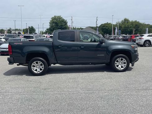 Used 2017 Chevrolet Colorado LT AWD/4WD image 9