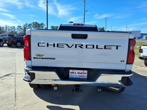 Used 2025 Chevrolet Silverado 3500 LT image 6
