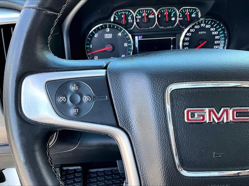 Used 2017 GMC Sierra 1500 SLE w/ SLE Value Package AWD/4WD image 23