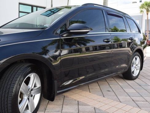 Used 2015 Volkswagen Golf TDI S FWD image 16
