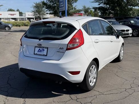 Used 2012 Ford Fiesta SE FWD image 6