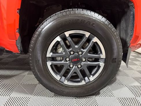 Certified 2024 Toyota Tacoma TRD Sport w/ TRD Sport Upgrade Package AWD/4WD image 11