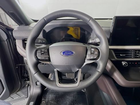 New 2026 Ford Explorer Platinum w/ LUX Leather Package AWD/4WD image 8