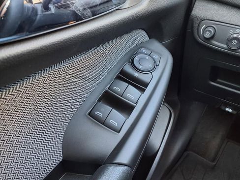 Used 2026 Chevrolet TrailBlazer LT w/ LT Cold Weather Package image 16