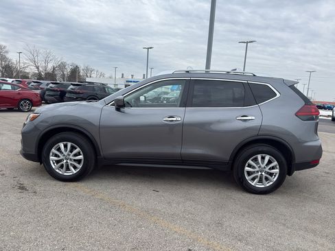 Used 2020 Nissan Rogue SV image 6