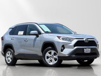 Used 2021 Toyota RAV4 XLE w/ Carpet Mat Package (TMS)