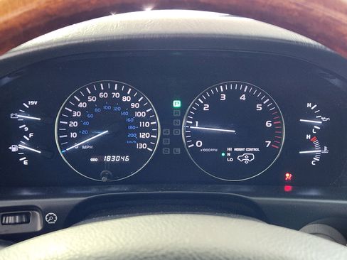 Used 2006 Lexus LX 470 4WD image 21