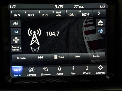 Used 2021 Jeep Wrangler Unlimited Sahara AWD/4WD image 31