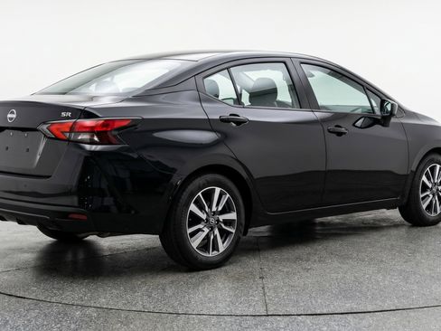 Used 2025 Nissan Versa SV FWD image 9