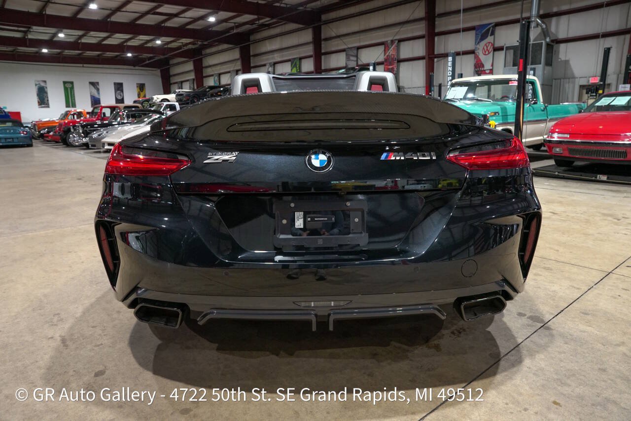 Used 2024 BMW Z4 M40i w/ Premium Package RWD image 7