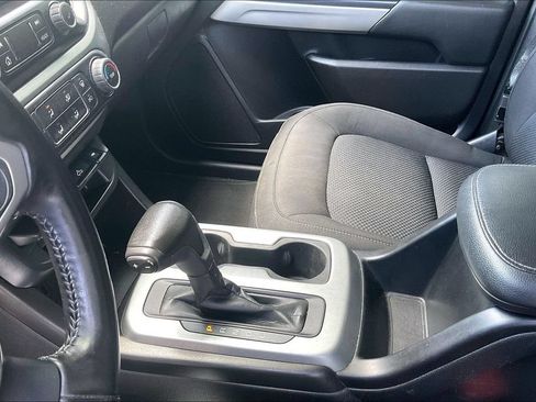 Used 2020 Chevrolet Colorado LT RWD image 19