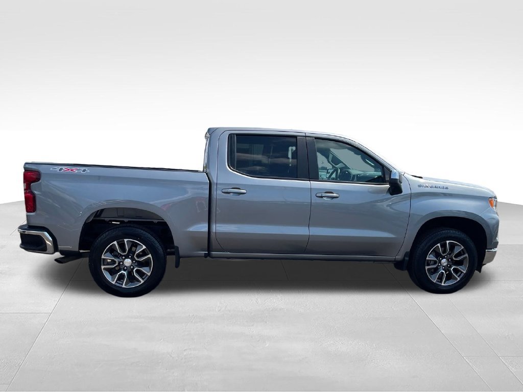 Used 2023 Chevrolet Silverado 1500 LT AWD/4WD image 7